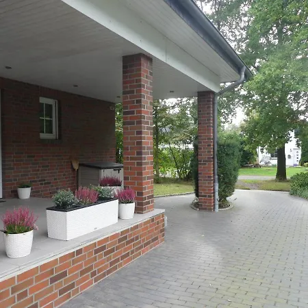 Unter Den Eichen Apartman