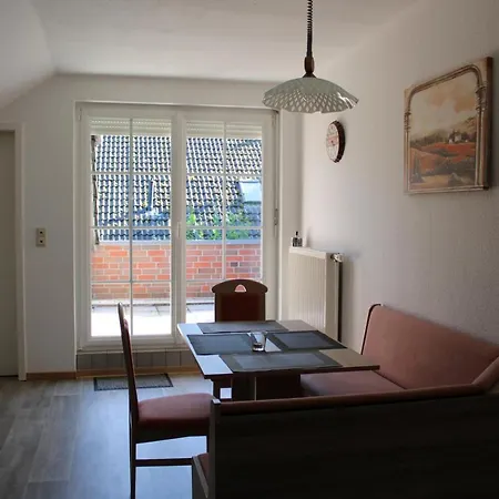 Unter Den Eichen * Schwanewede